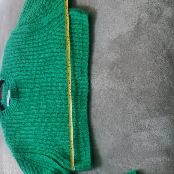 Zara Bulky Oversized Droop Shoulder Cropped Sweater - Picture 5 of 9